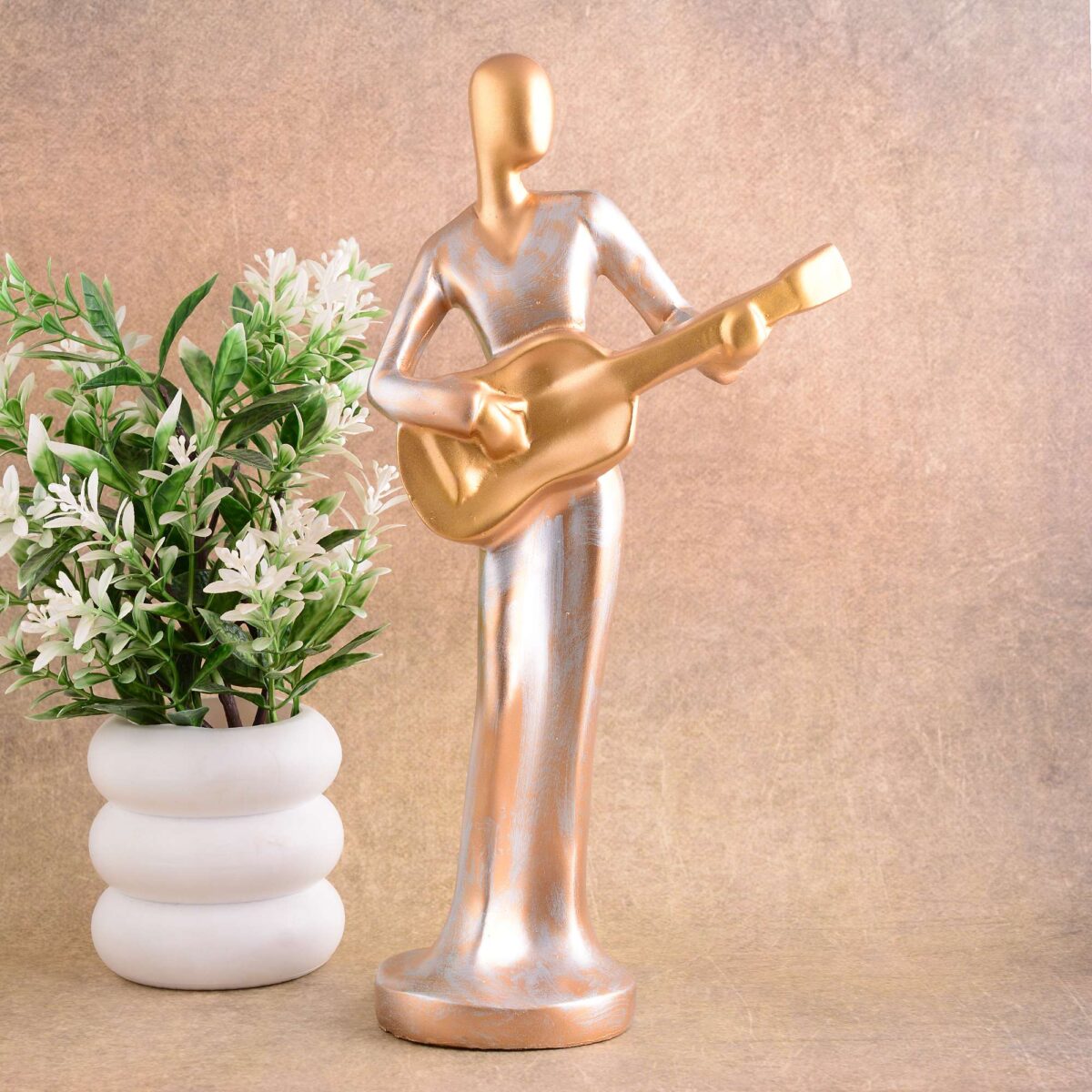 "Modern Metal Musician Statue - Golden White Resin Figurine for Home & Office Decor"